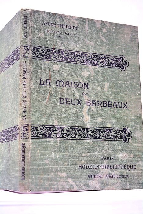 La Maison des deux barbeaux. Le Sang des Finoël. Illustrations …