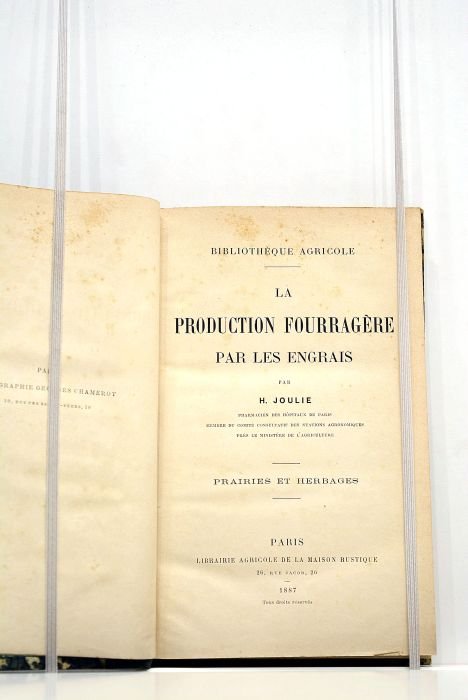 La production fourragère par les engrais. Prairies et herbages.