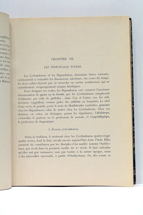 La religion Djaina. Histoire, doctrine, culte, coutumes, institutions.