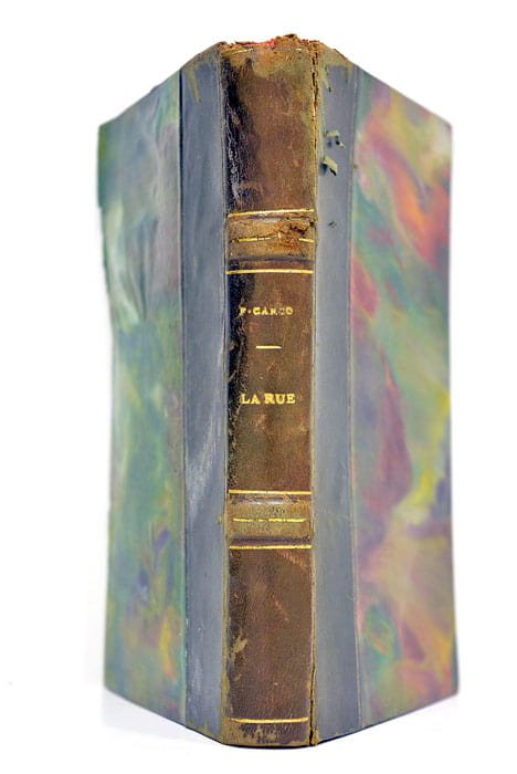 La Rue.