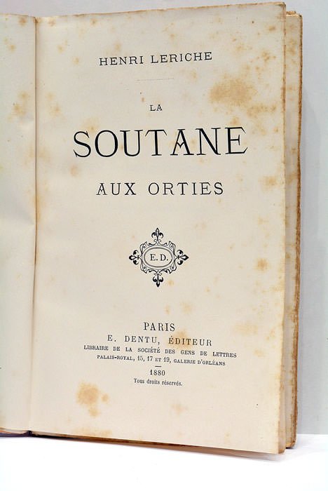 La Soutane aux Orties.