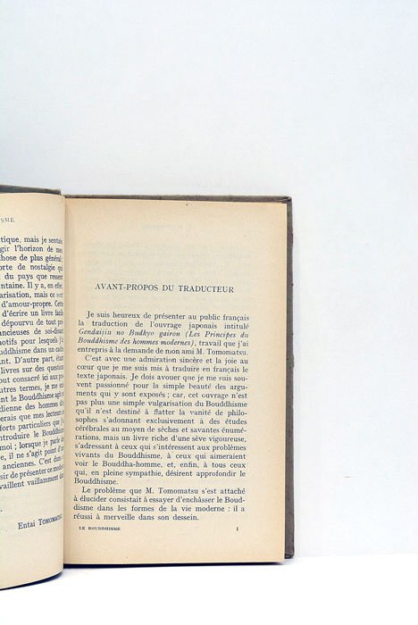 Le Bouddhisme. Traduit par Kuni Matsuo.