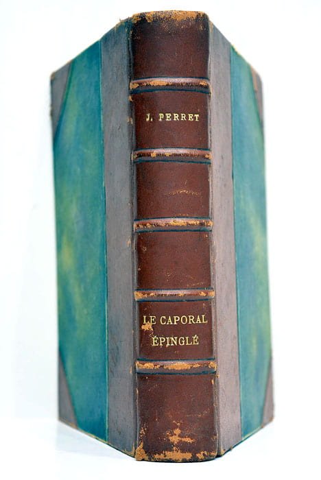 Le Corporal épinglé. | Immagine Gallery 1