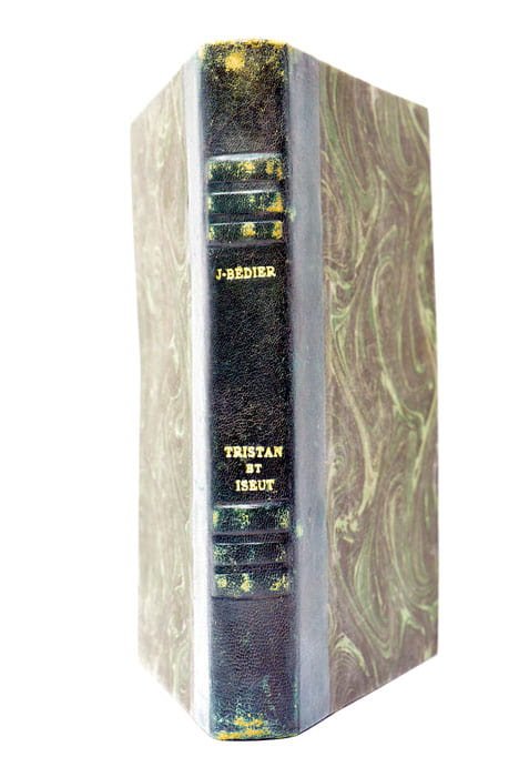 Le roman de Tristan et Iseut. Renuvelé par Joseph Bédier.
