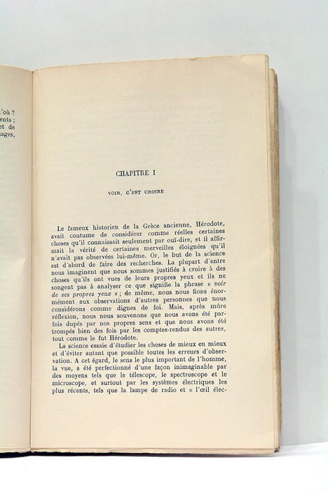 Les Atomes, les Hommes et les Étoiles. (Atoms, Men and …