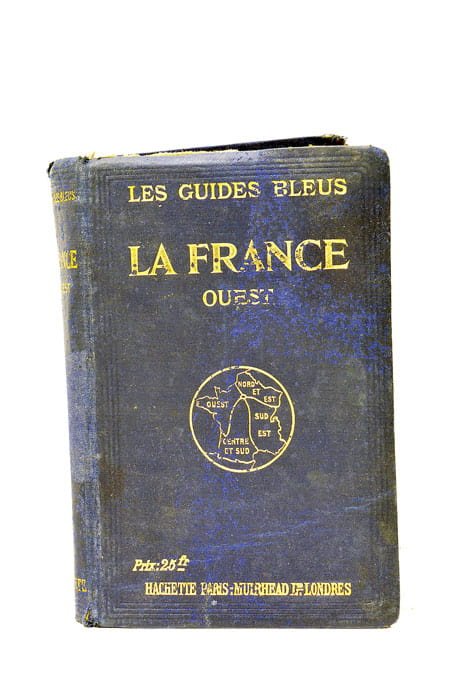 Les guides bleus. La France en 4 volumes. De Paris …