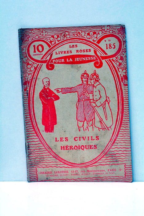 Les livres roses pour la jeunesse. Les civils héroïques pendant …