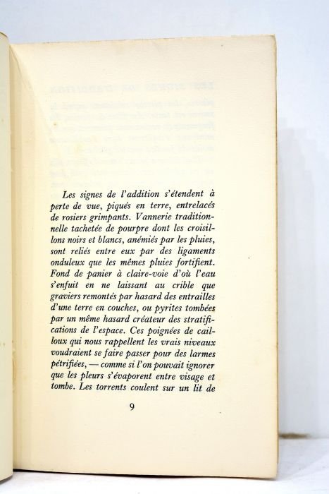 Les signes d'addition.