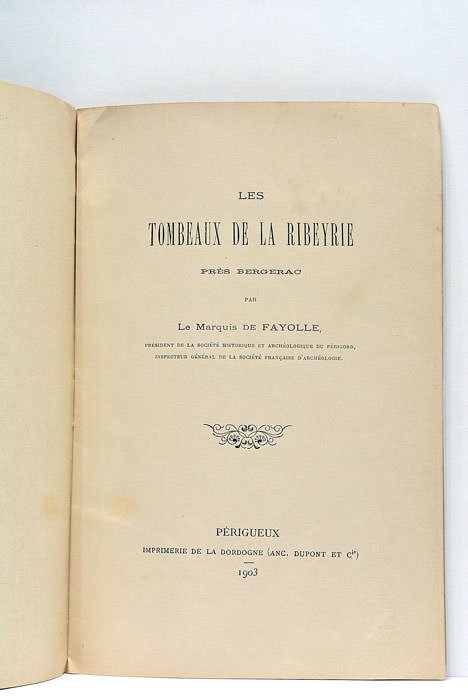 Les tombeaux de la Ribeyrie. Près Bergerac.