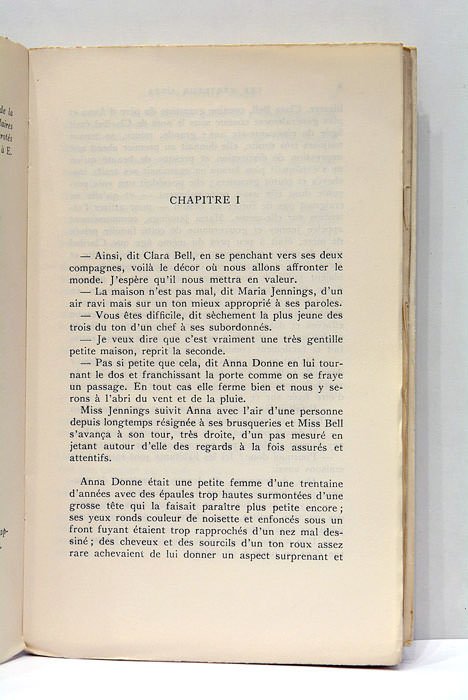Les vertueux aînés. Elders and betters. Traduit de l'anglais par …