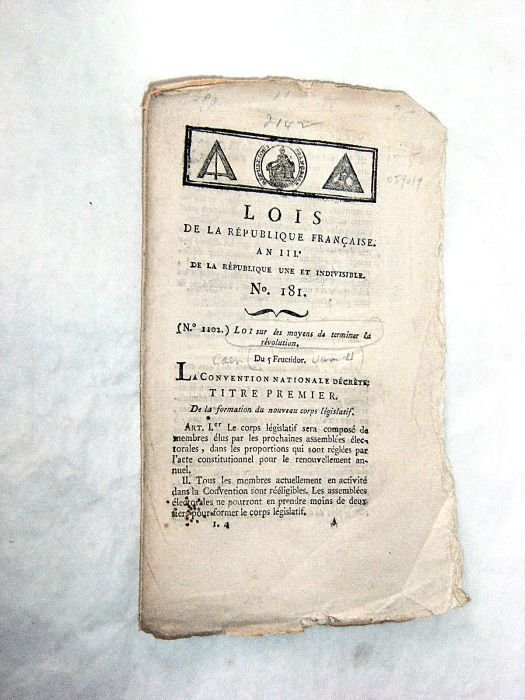LOI sur les moyens de terminer la révolution. | Immagine Gallery 2