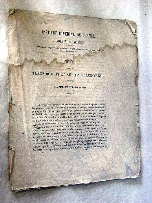 Note sur un trace-roulis et sur un trace-vague, inventés par …