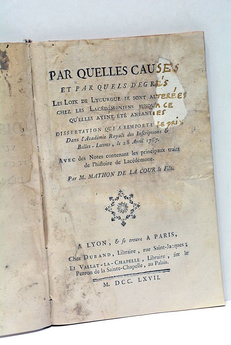 Par quelles causes et par quels degrés les Loix de …