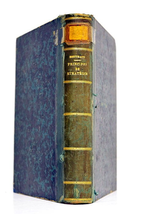 Principes de stratégie. Étude sur la conduite des armées.