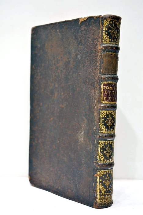 RECUEIL de plusieurs pièces d'éloquence presentées à l'Académie Françoise, pour …