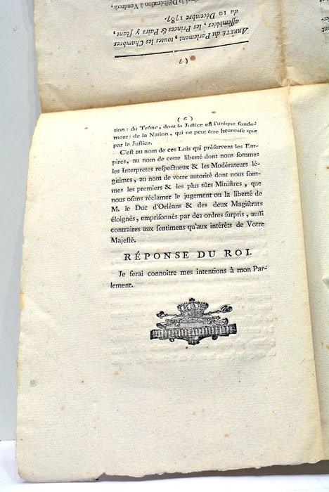 REPRESENTATIONS du Parlement au Roi, du 8 Décembre 1787.