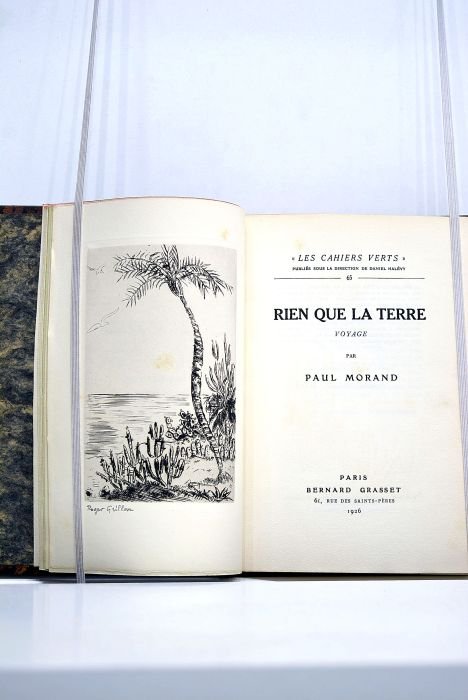 Rien que la terre. Voyage.