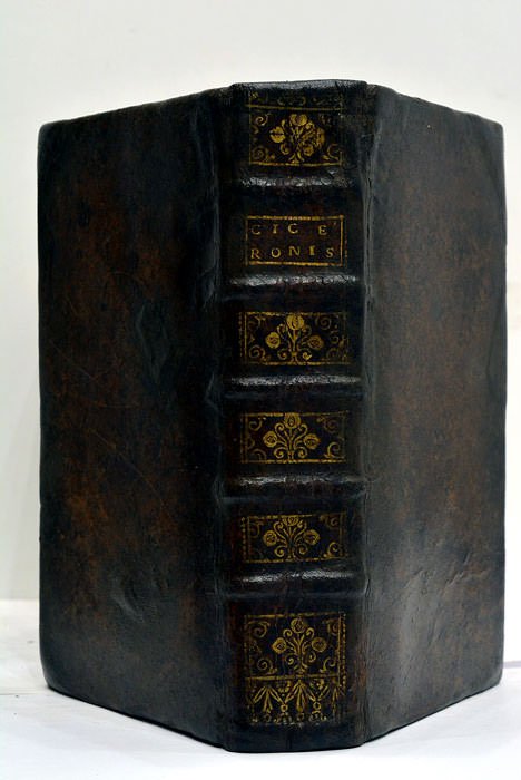 Selecta Opera, numeris et capitibus ad usum Scholarum distincta. In …