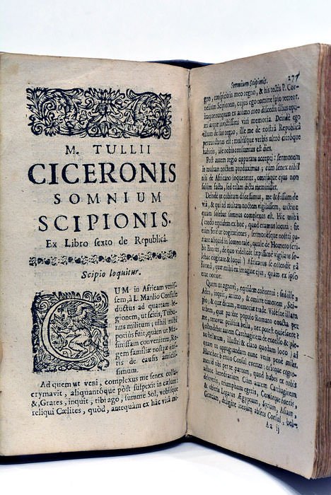 Selecta Opera, numeris et capitibus ad usum Scholarum distincta. In …