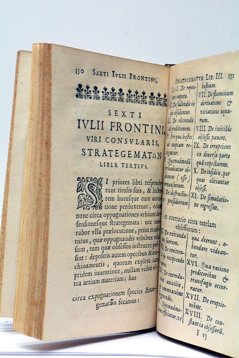 Strategematicon, sive de Solertibus Ducum factis et dictis Libri Quatuor.