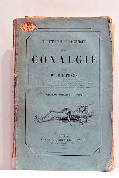 Traité de Thérapeutique de la Coxalgie. Avec figures intercalées dans …