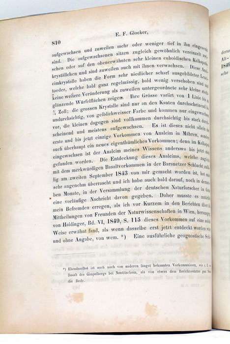 Uber einige Erscheinungen an Kalkspathformen.