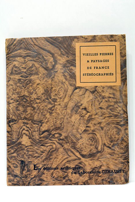 VIEILLES PIERRES ET PAYSAGES DE FRANCE STÉRÉOGRAPHIÉS.