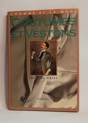 COSTUMES ET VESTONS.