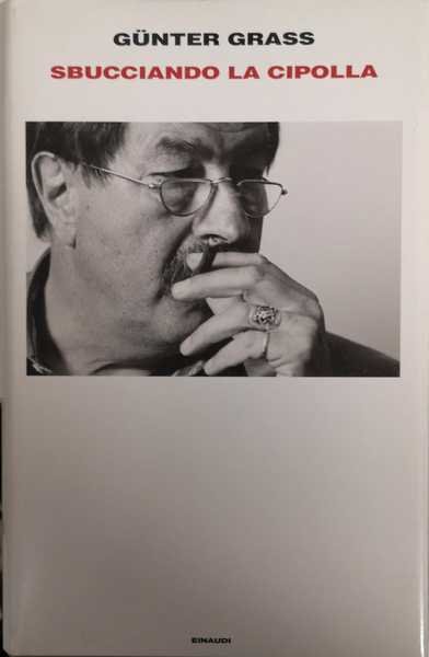 SBUCCIANDO LA CIPOLLA.