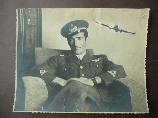 Aeronautica Aviazione ufficiale Uniforme Fotografia 1940 circa Aereo Applicato