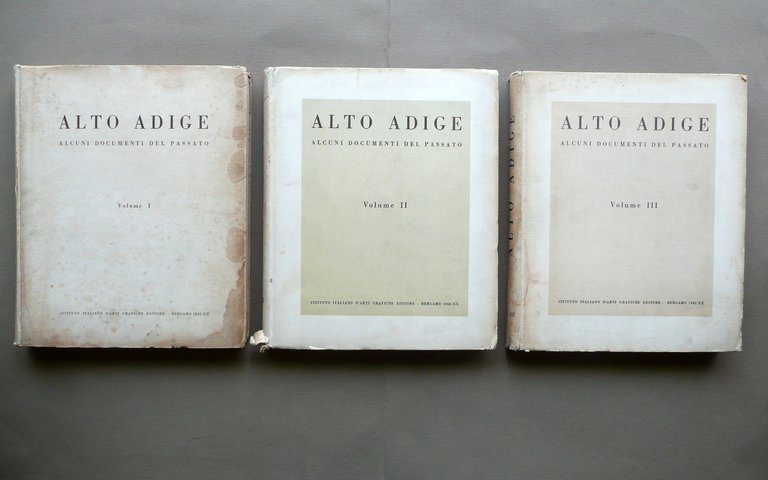 Alto Adige Documenti del Passato Arti Grafiche Bergamo 1942 3 Volumi Completo