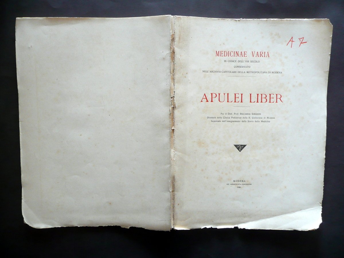 Apulei Liber Codice VIII Secolo Archivio Capitolare Metropolitana di Modena …