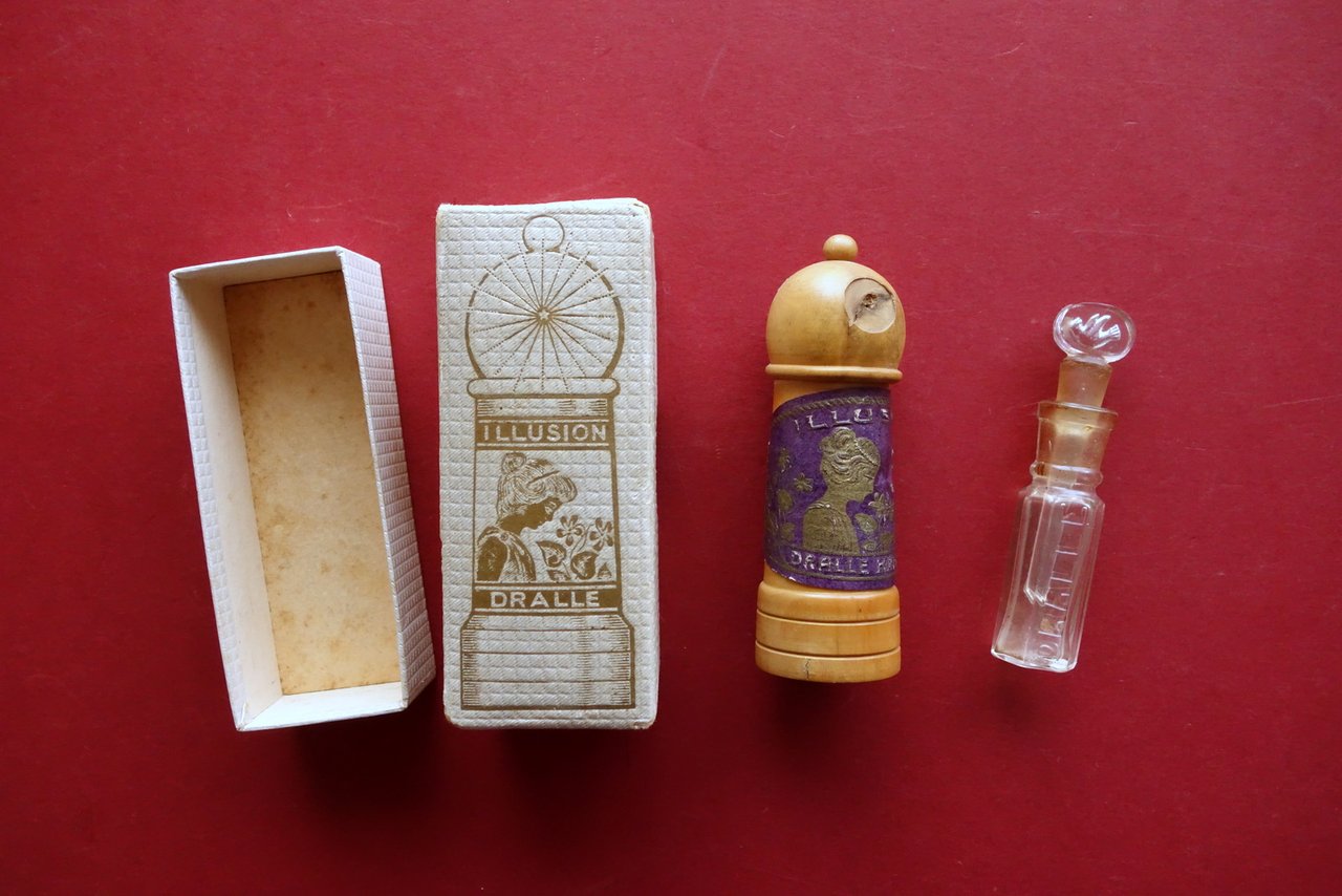 Boccetta di Profumo Dralle Parfumeur Illusion de Violette Parigi Amburgo …
