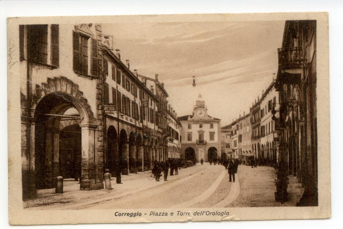 Cartolina Correggio Piazza e Torre dell'Orologio viaggiata 1929
