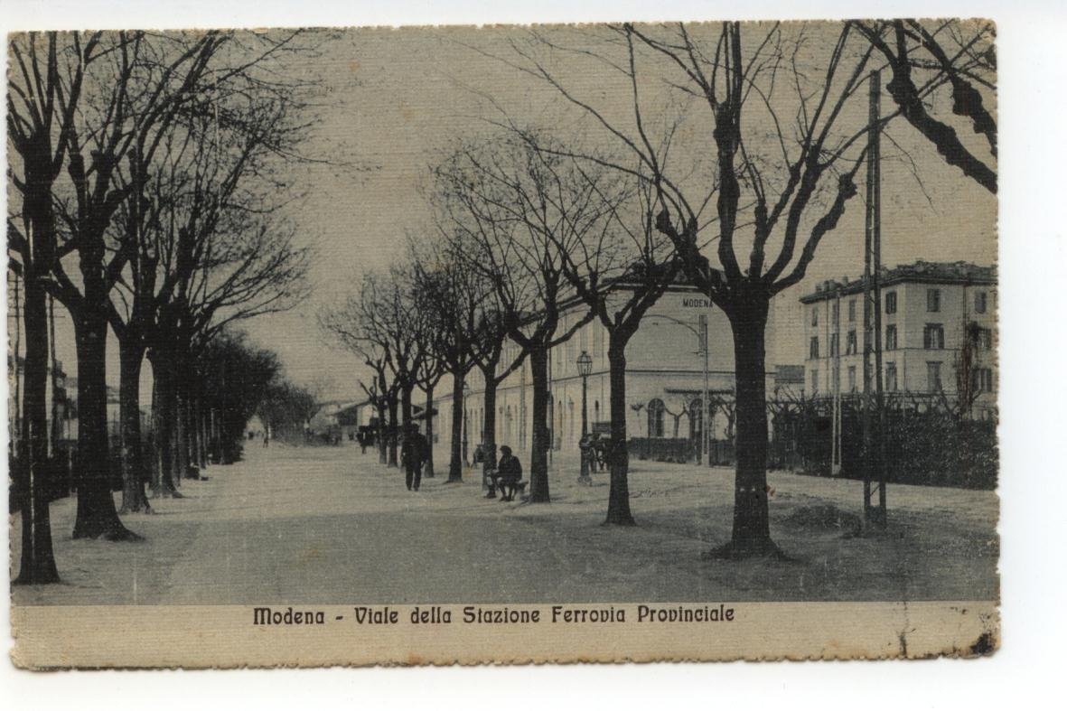Cartolina Modena Viale della Stazione Ferrovia Provinciale 1916 viaggiata | Immagine principale