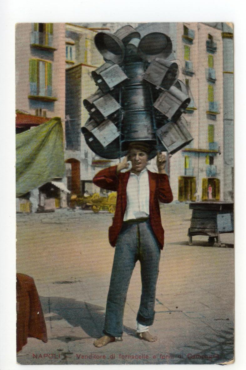 Cartolina Napoli Venditore di Fornacelle e Forni di Campagna non …