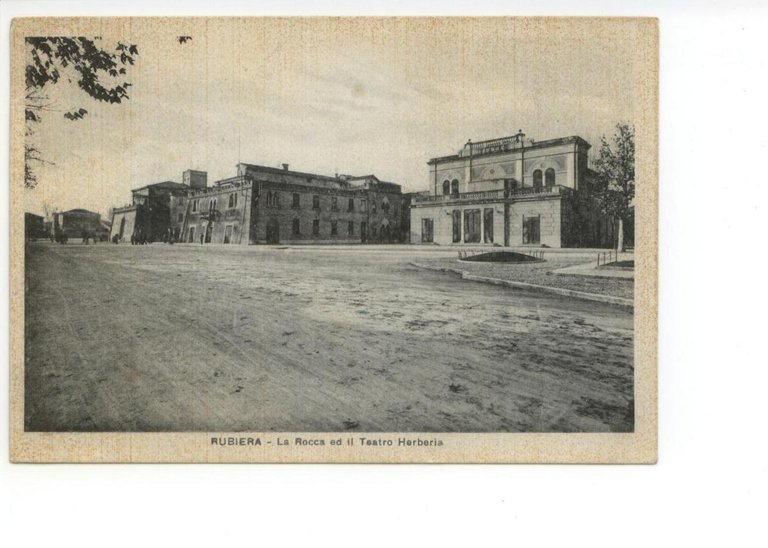 Cartolina Rubiera La Rocca ed il Teatro Herberia 1942 viaggiata Reggio Emilia