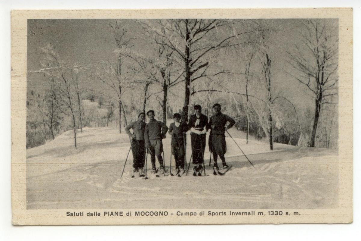 Cartolina Saluti dalle Piane di Mocogno Campo di Sports Invernali …