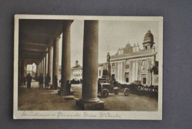 Cartolina Scandiano Reggio Emilia Piazzale Duca Aosta Trattore Animata 1936