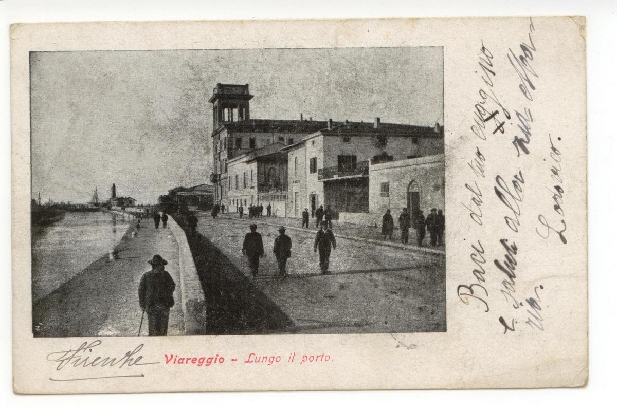 Cartolina Viareggio Lungo Il Porto viaggiata Lucca