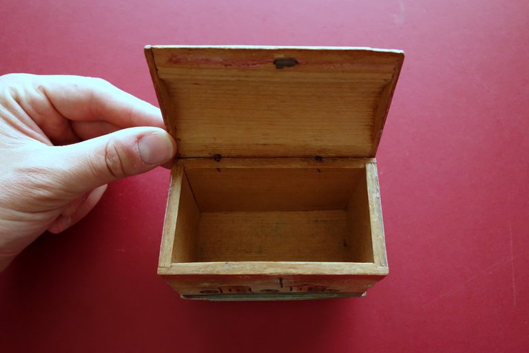 Cassettina Casetta in Legno Dipinta a Mano Area Veneziana Met‡ … | Immagine Gallery 4