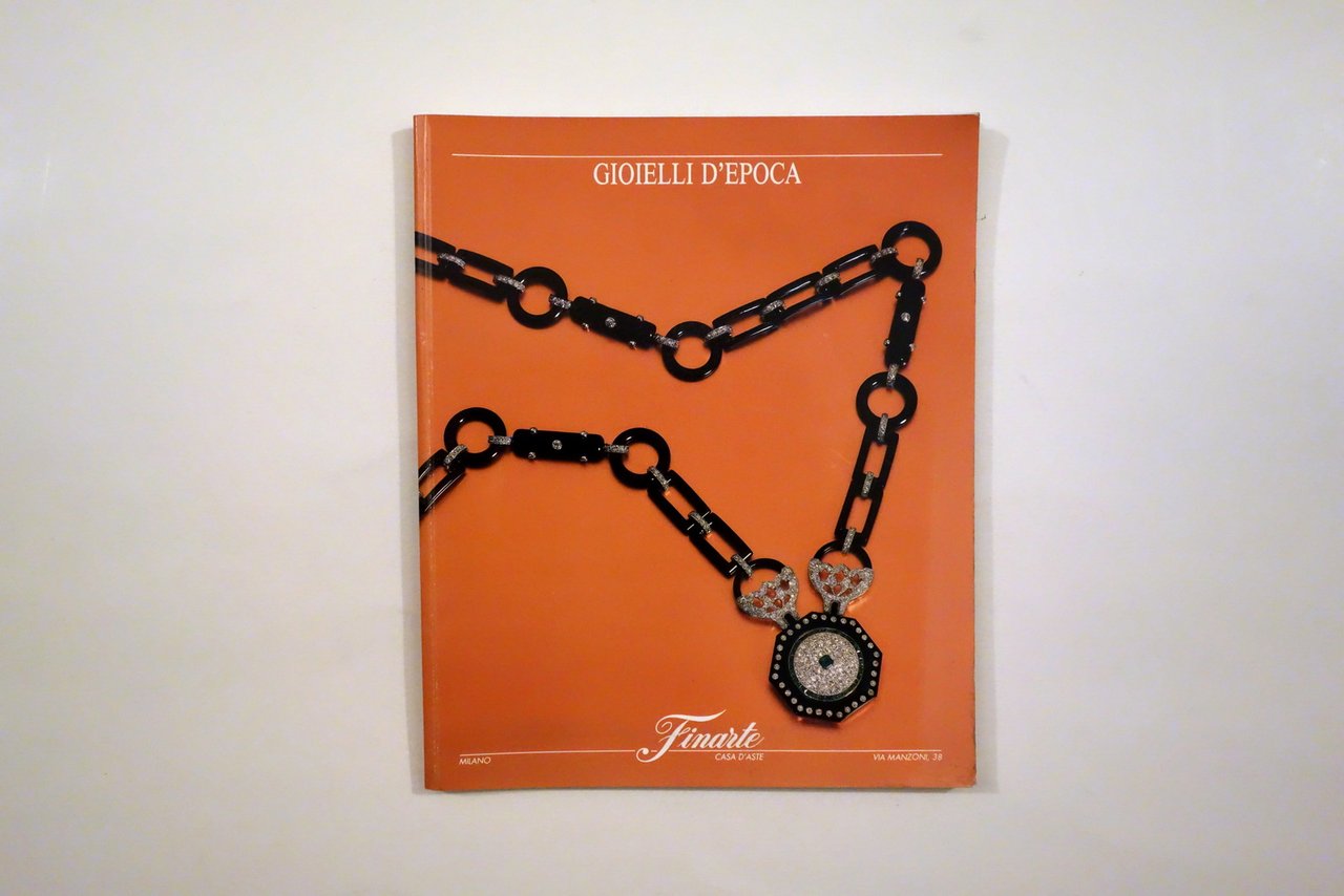 Finarte Milano Catalogo Asta Numero 821 Gioielli d'Epoca 1992 | Immagine principale