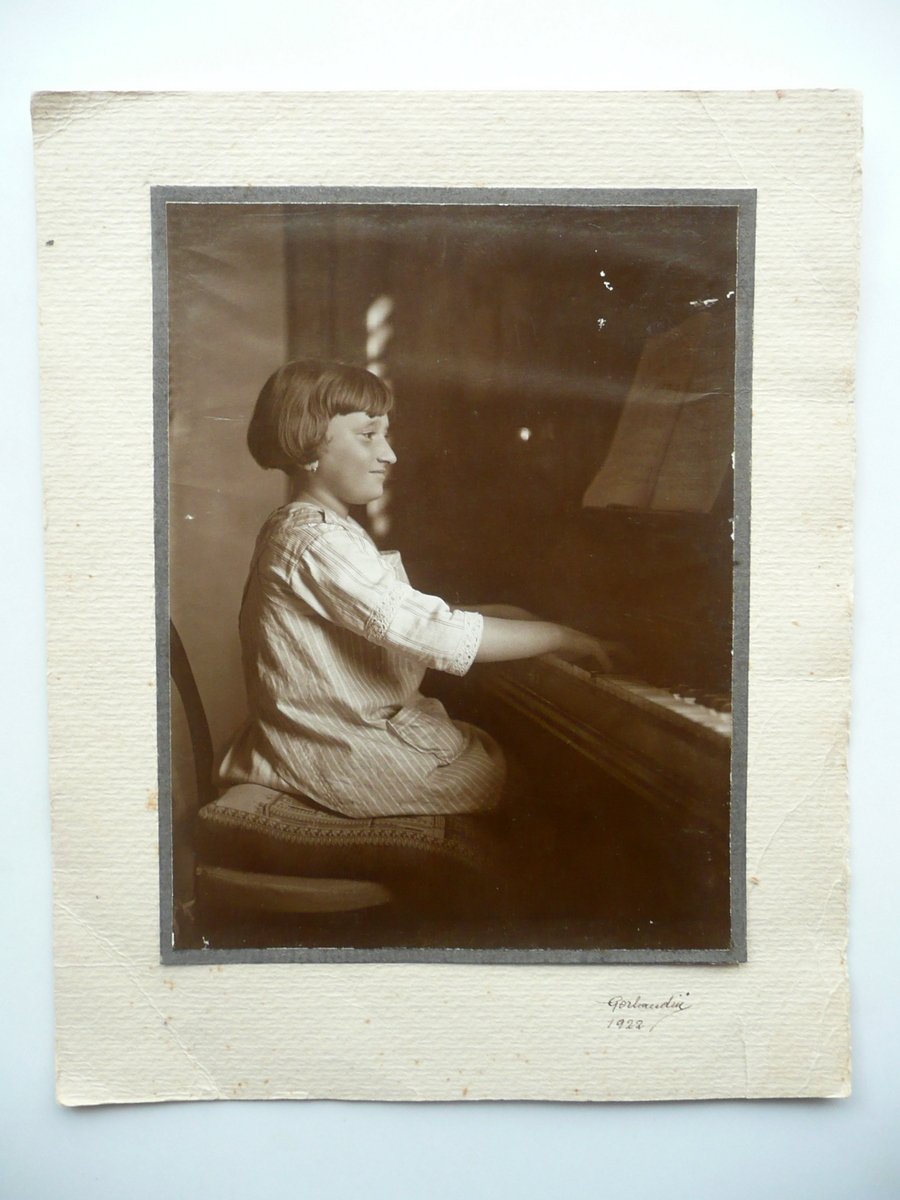 Fotografia Originale Bambina al Pianoforte Pianista Foto Orlandini Modena 1922