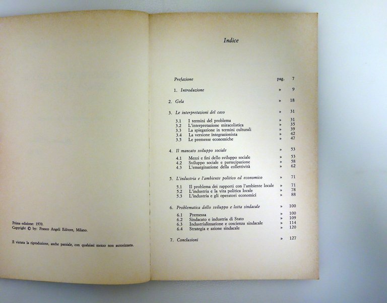 Industrializzazione Senza Sviluppo Gela Hytten Marchioni Franco Angeli 1970 Raro | Immagine Gallery 4