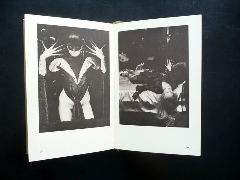 Irina Ionesco Cent Onze Photographies Erotiques Images Obliques 1980 Fotografia