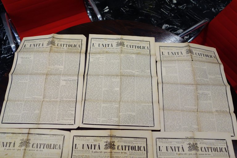 L'Unità Cattolica quotidiano 1884-1886-1887-1889 10 nn. completi molto buoni