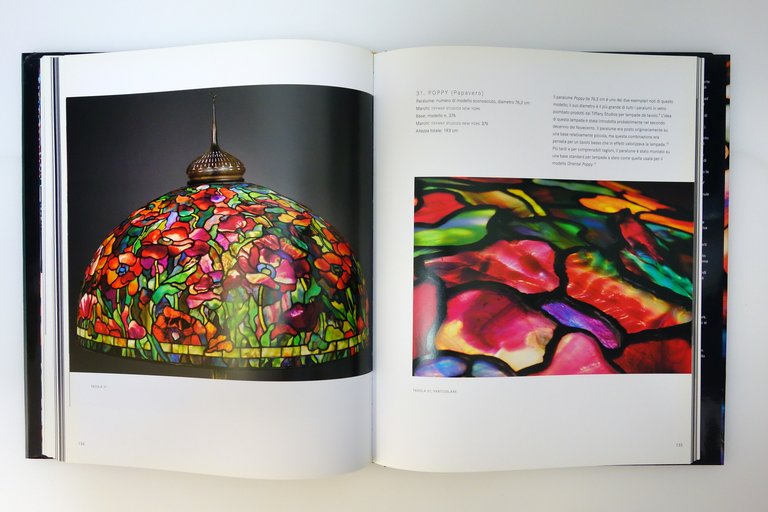 Le Lampade di Louis Comfort Tiffany Fotografie di C. Cooke …