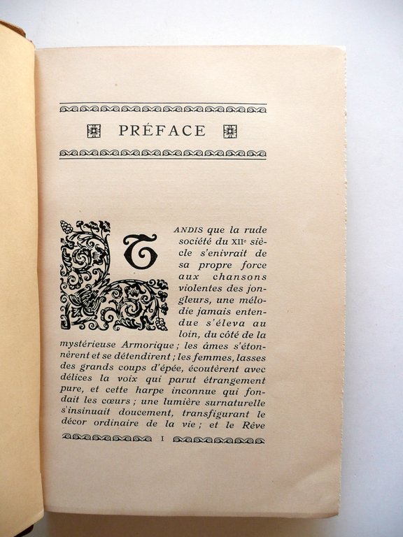 Les Lais de Marie de France par Paul Tuffrau Edition …