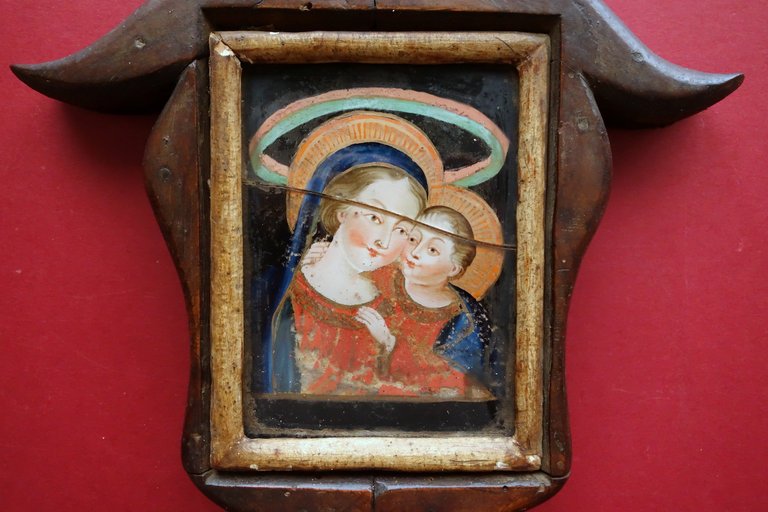 Madonna con Bambino Dipinta su Vetro Entro Cornice Floreale in …