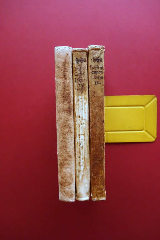 Manoscritto Canonicarum Institutionum Libri IV Diritto Canonico 1735-36 3 Volumi | Immagine Gallery 2